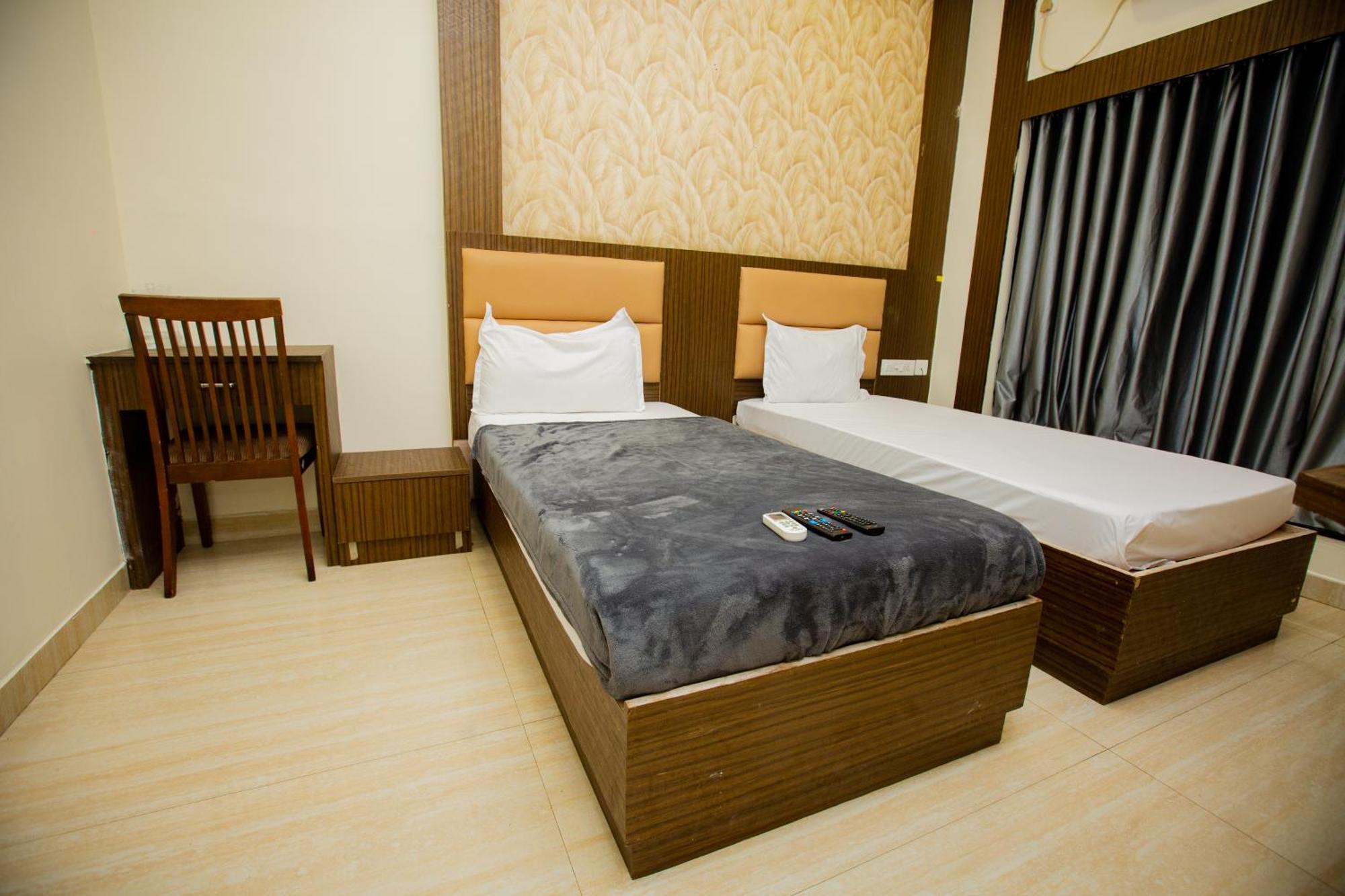 The Park Avenue Hotel - Business Class Hotel Near Central Railway Station Chennai Periyamet Zewnętrze zdjęcie