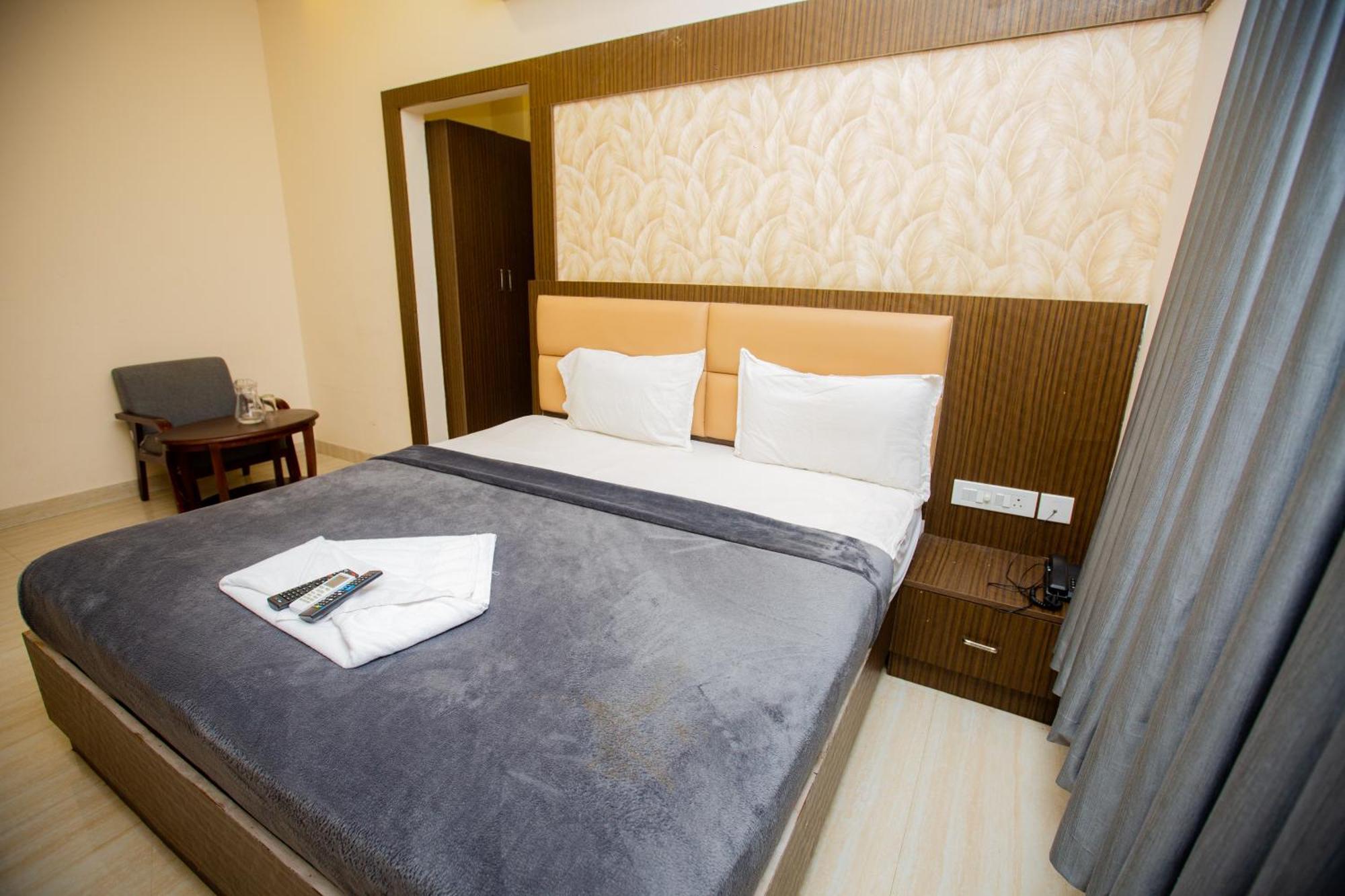 The Park Avenue Hotel - Business Class Hotel Near Central Railway Station Chennai Periyamet Zewnętrze zdjęcie